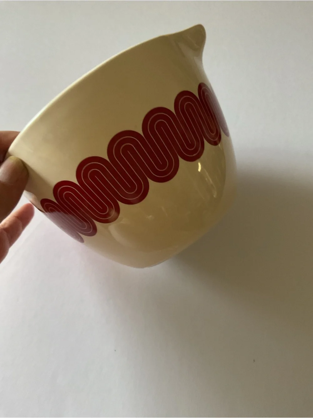 GREAT JONES STIR CRAZY CERAMIC MIXING BOWL RED WAVE PATTERN NWOT